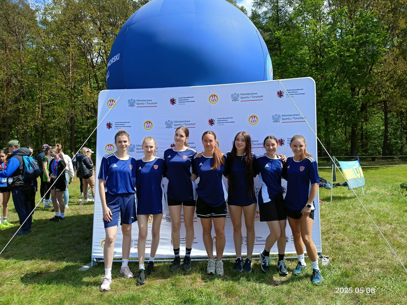 Zdjęcie Mistrzostwa Polski w Drużynowych Biegach Przełajowych 2025 (3)f196f618-c476-4f4a-8032-4d84d4ccbea8.jpg w galerii Mistrzostwa Polski w Drużynowych Biegach Przełajowych